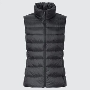 Uniqlo Ultra Light Quilted Down Feather Puffer Full Zip Black Vest XS Packable